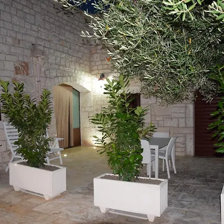 Dimora Domrose Apartment