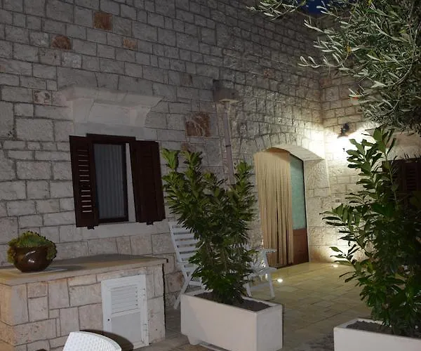 Апартаменты Dimora Domrose *