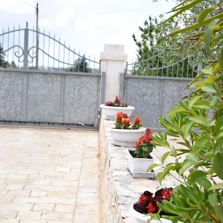 Apartment Dimora Domrose *