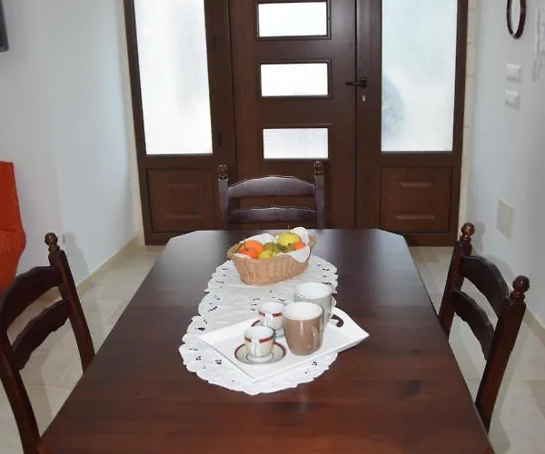 Dimora Domrose Lejlighed *